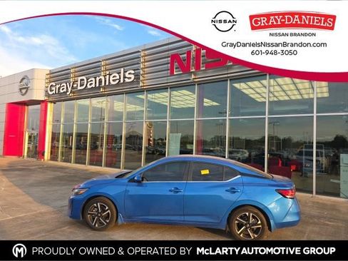 Used 2024 Nissan Sentra SV FWD image 1
