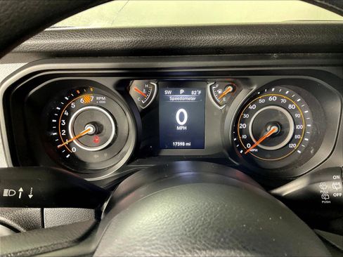 Used 2025 Jeep Wrangler Unlimited Sport AWD/4WD image 14
