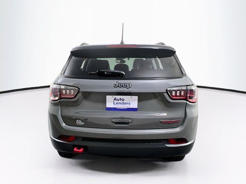 Used 2022 Jeep Compass Trailhawk w/ Sun and Sound Group AWD/4WD image 6