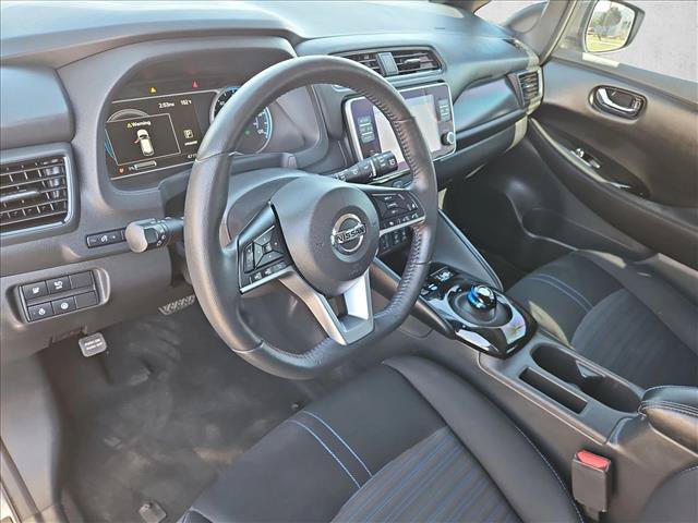 Used 2021 Nissan Leaf SV FWD image 12