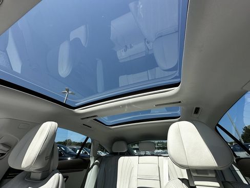 Certified 2023 Mercedes-Benz EQS 580 4MATIC Sedan image 33