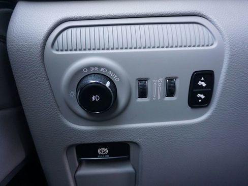 Used 2022 Jeep Wagoneer Series III w/ Premium Group I AWD/4WD image 5