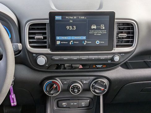 New 2026 Hyundai Venue SE image 23