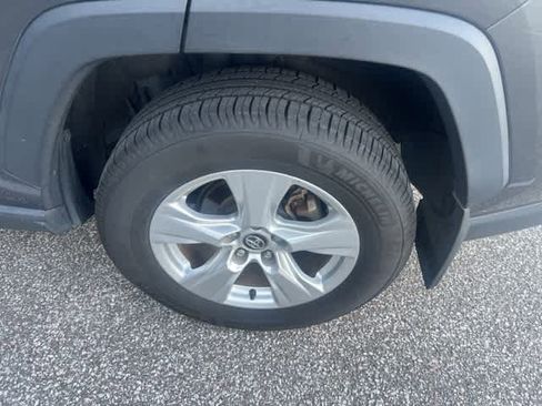 Used 2020 Toyota RAV4 XLE image 8