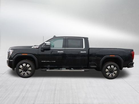 New 2026 GMC Sierra 2500 Denali w/ Denali Reserve Package image 4