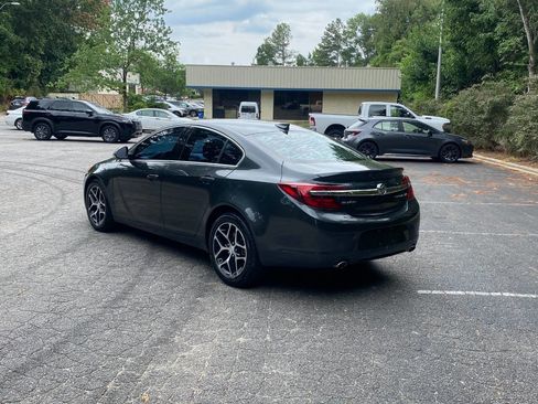 Used 2017 Buick Regal Sport Touring FWD image 7