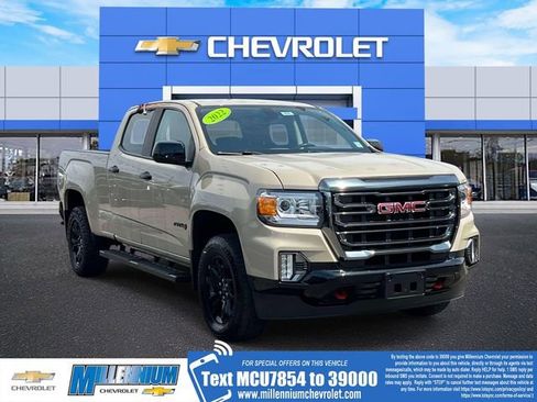 Used 2022 GMC Canyon AT4 AWD/4WD image 1