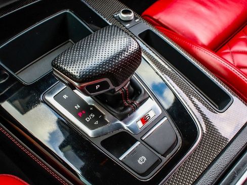 Used 2022 Audi SQ5 Premium Plus w/ Premium Plus Package image 24