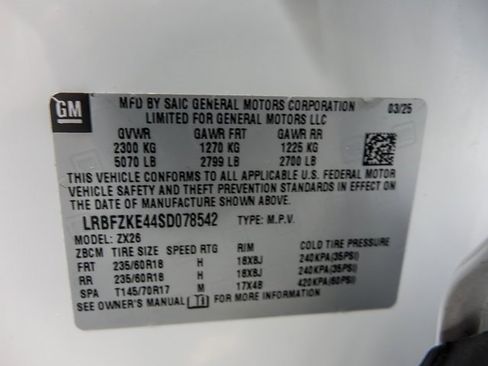 Certified 2025 Buick Envision Preferred image 35