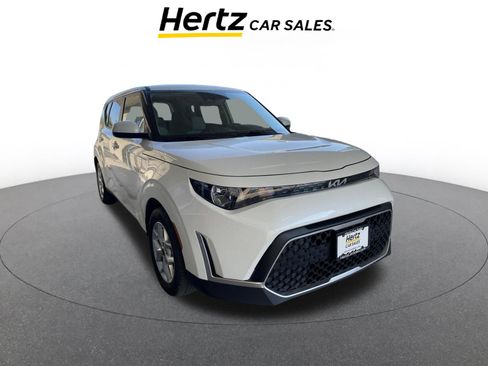 Used 2025 Kia Soul LX w/ LX Technology Package image 1