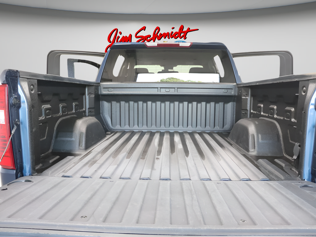 Used 2023 Chevrolet Silverado 1500 LT AWD/4WD image 35
