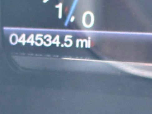 Used 2016 Ford Taurus SEL w/ Equipment Group 201A FWD image 27