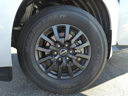 Certified 2025 Nissan Armada SV image 42