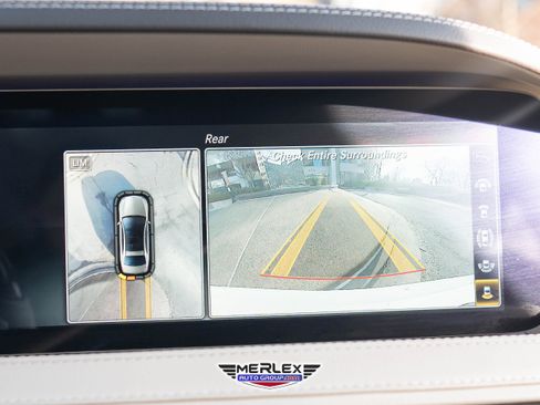 Used 2018 Mercedes-Benz S 560 4MATIC Sedan w/ Premium Package image 32