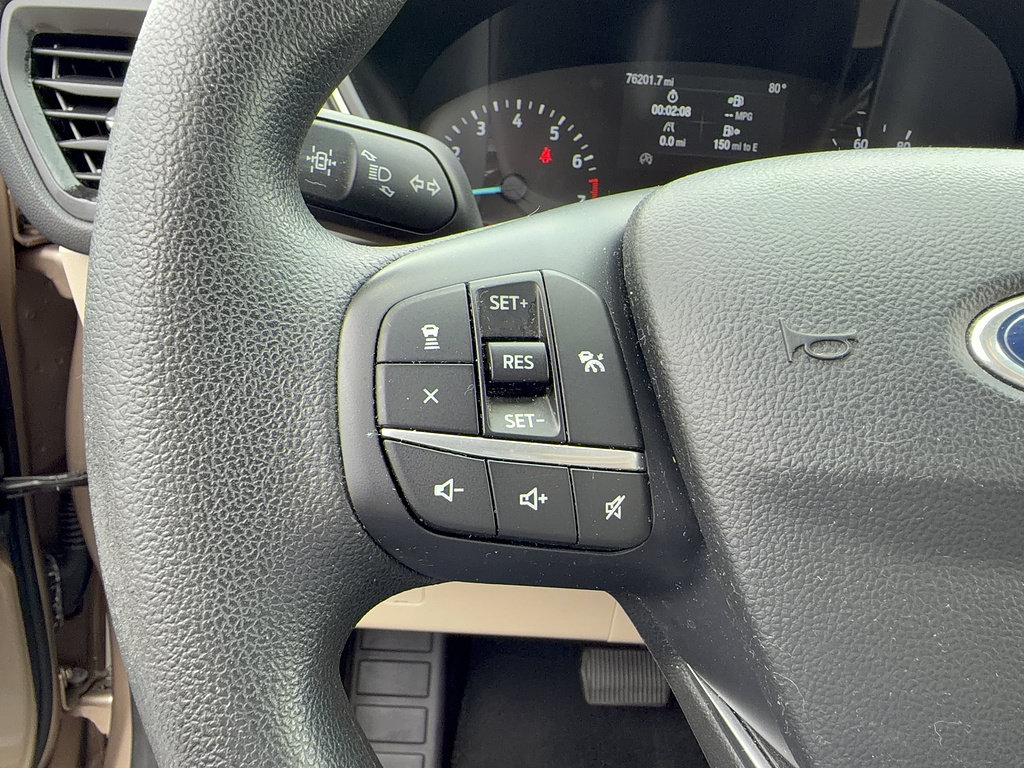 Used 2020 Ford Escape SE FWD image 28
