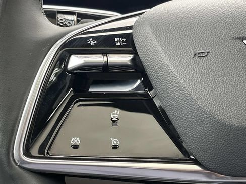 Certified 2024 Cadillac Lyriq Luxury RWD image 29