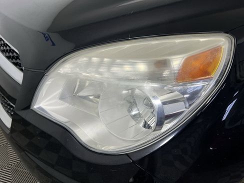 Used 2011 Chevrolet Equinox LT w/ All-Star Package image 32