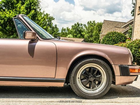 Used 1988 Porsche 911 Carrera RWD image 9