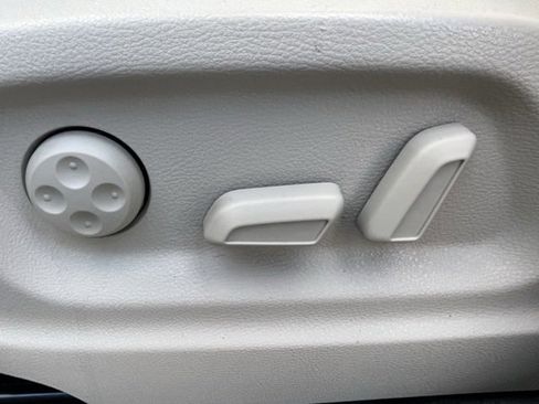 Used 2011 Audi Q5 2.0T Premium Plus image 29