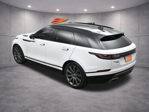 Used 2018 Land Rover Range Rover Velar R-Dynamic HSE image 53