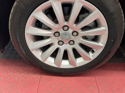 Used 2013 Chrysler 300 RWD image 27