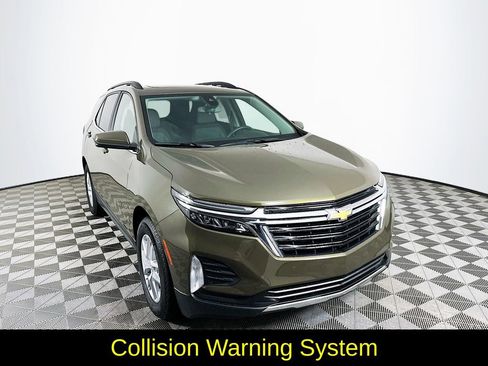 Used 2023 Chevrolet Equinox LT image 3
