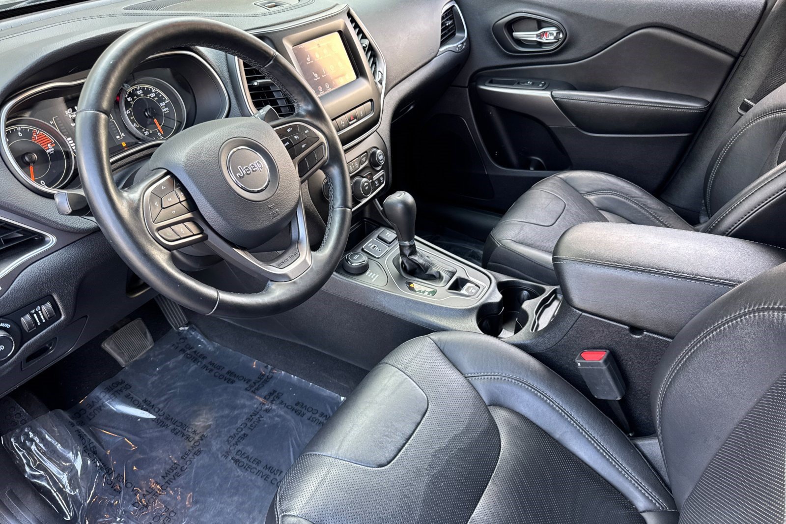 Used 2021 Jeep Cherokee Latitude Lux AWD/4WD image 4
