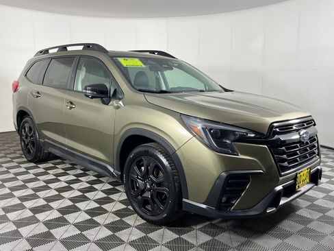Used 2023 Subaru Ascent Onyx Edition Limited AWD/4WD image 3