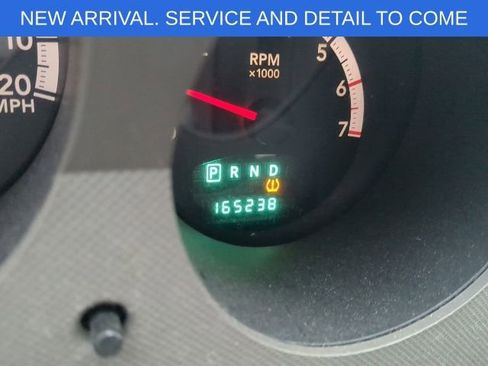 Used 2008 Dodge Nitro SXT w/ Sun & Wheels Group image 2