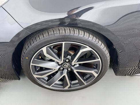 Used 2020 Toyota Corolla SE image 37