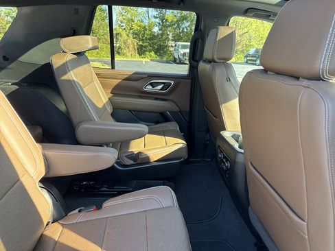 Used 2024 Chevrolet Tahoe High Country image 30