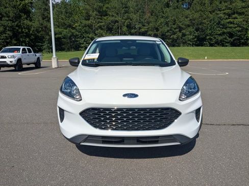 Certified 2022 Ford Escape SE w/ Convenience Package FWD image 2