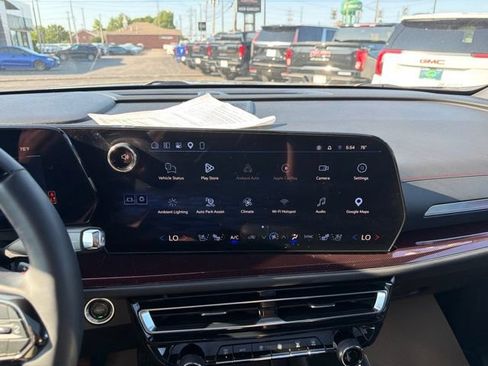 Certified 2024 Chevrolet Traverse RS w/ LPO, Floor Liner Package FWD image 26