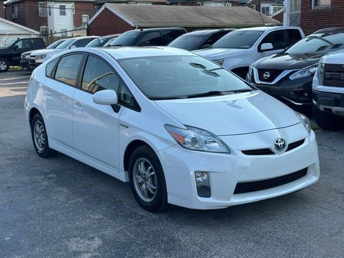 Used 2010 Toyota Prius FWD image 3