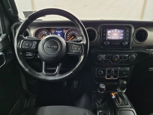 Used 2020 Jeep Wrangler Unlimited Sport image 22