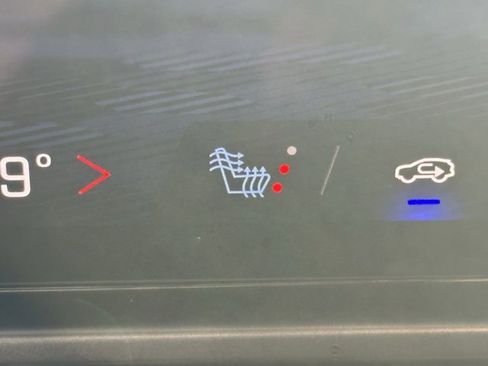 Certified 2025 Chevrolet Equinox EV LT w/ Comfort Package image 30