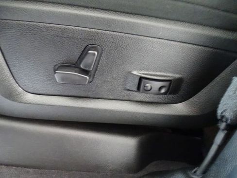 Certified 2026 RAM 2500 Big Horn AWD/4WD image 3