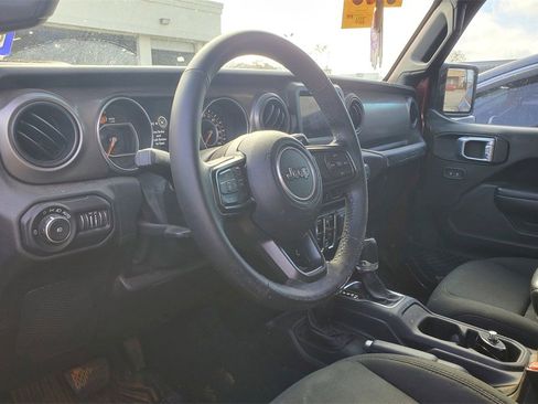 Used 2021 Jeep Wrangler Unlimited Sport image 10