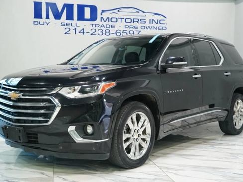 Used 2021 Chevrolet Traverse High Country w/ LPO, Floor Liner Package FWD image 1