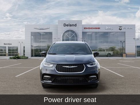 New 2026 Chrysler Pacifica Select FWD image 7