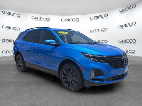Used 2024 Chevrolet Equinox RS FWD image 1