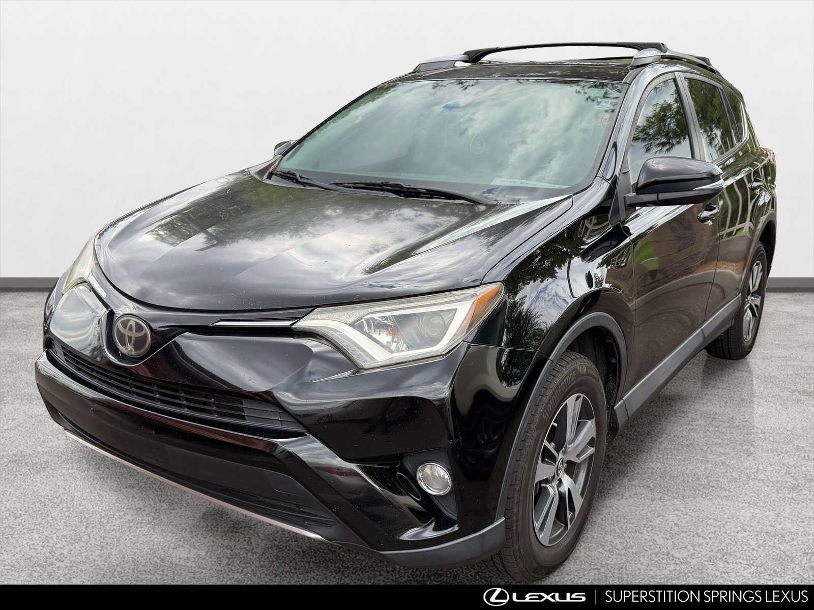 Used 2018 Toyota RAV4 XLE AWD/4WD image 5