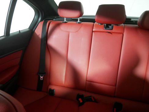 Used 2014 BMW 335i xDrive Sedan image 12