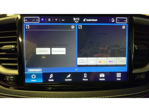 Used 2026 Chrysler Pacifica Select FWD image 13