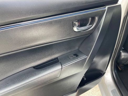 Used 2017 Toyota Corolla SE w/ Carpet Mat Package (TMS) FWD image 22