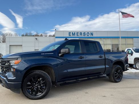 Used 2023 Chevrolet Silverado 1500 Custom image 13