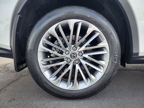 Used 2022 Lexus RX 350L Luxury image 19