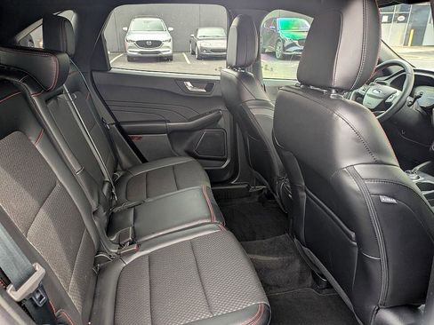 Used 2025 Ford Escape ST-Line image 28