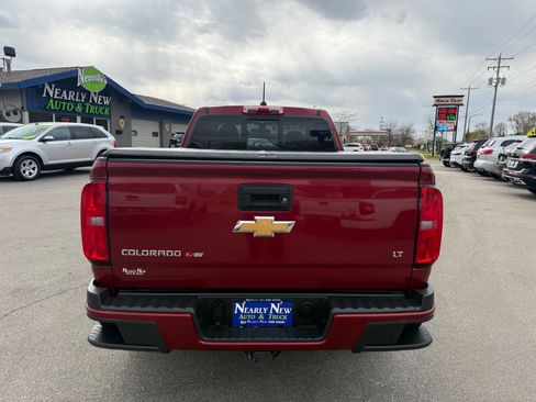 Used 2018 Chevrolet Colorado LT w/ LT Convenience Package AWD/4WD image 8