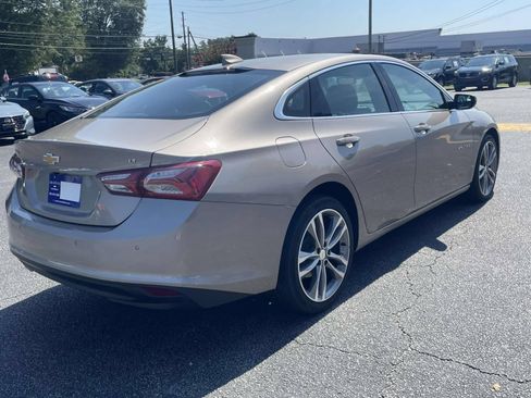 Used 2024 Chevrolet Malibu LT FWD image 3